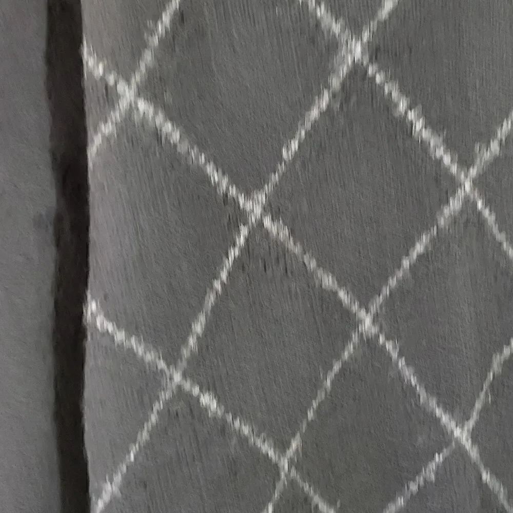 Bowen & Wright Men's 100% Wool Black Sweater